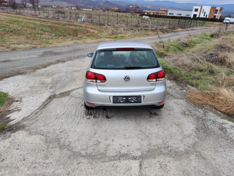 VW Golf, снимка 8 - Автомобили и джипове - 49583417