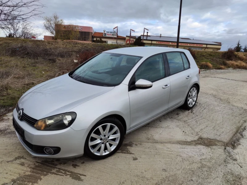 VW Golf, снимка 1 - Автомобили и джипове - 49583417