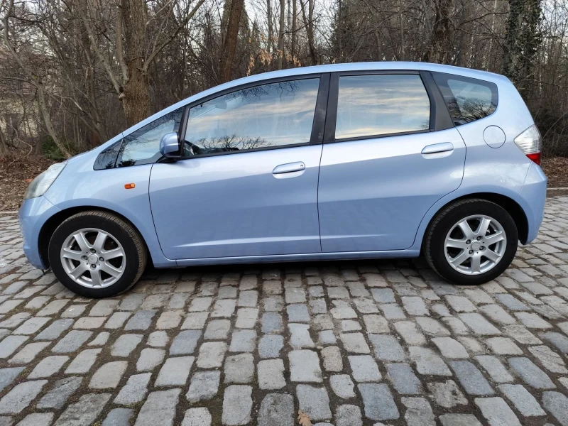 Honda Jazz, снимка 14 - Автомобили и джипове - 51074724
