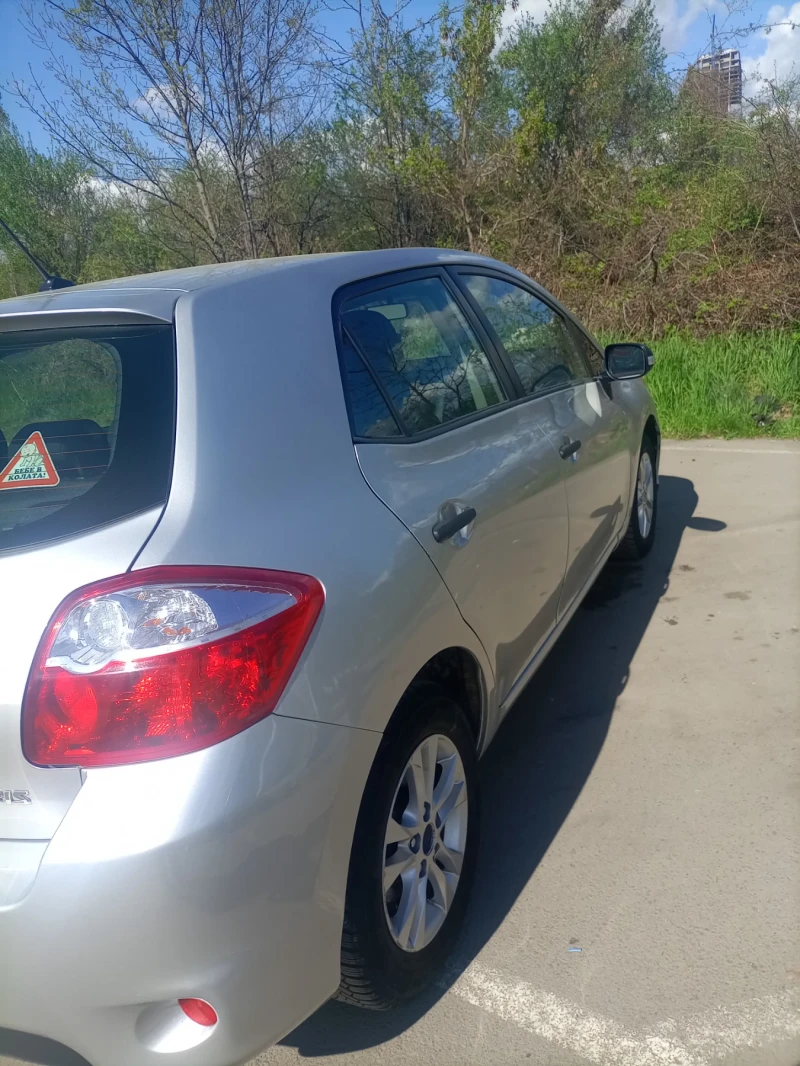 Toyota Auris, снимка 9 - Автомобили и джипове - 52312467