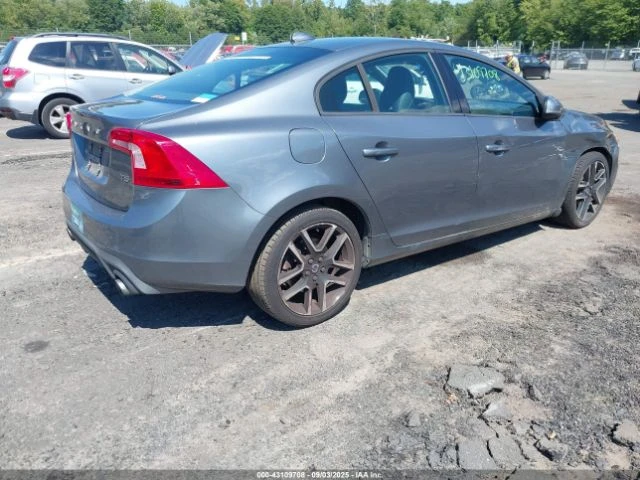 Volvo S60  - изображение 6