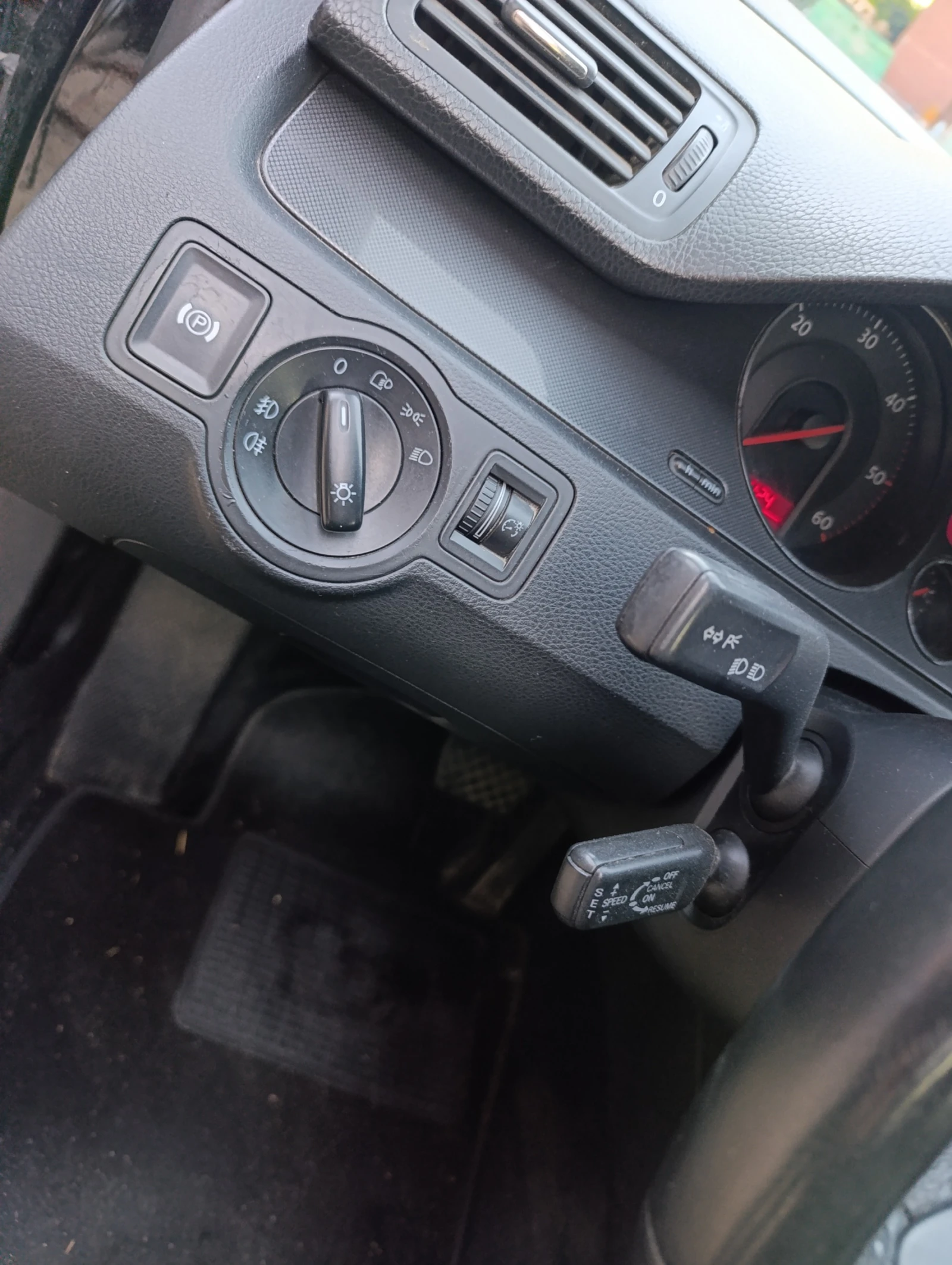 VW Passat 2.0тди BMP DSG Ксенон , снимка 13 - Автомобили и джипове - 53537967