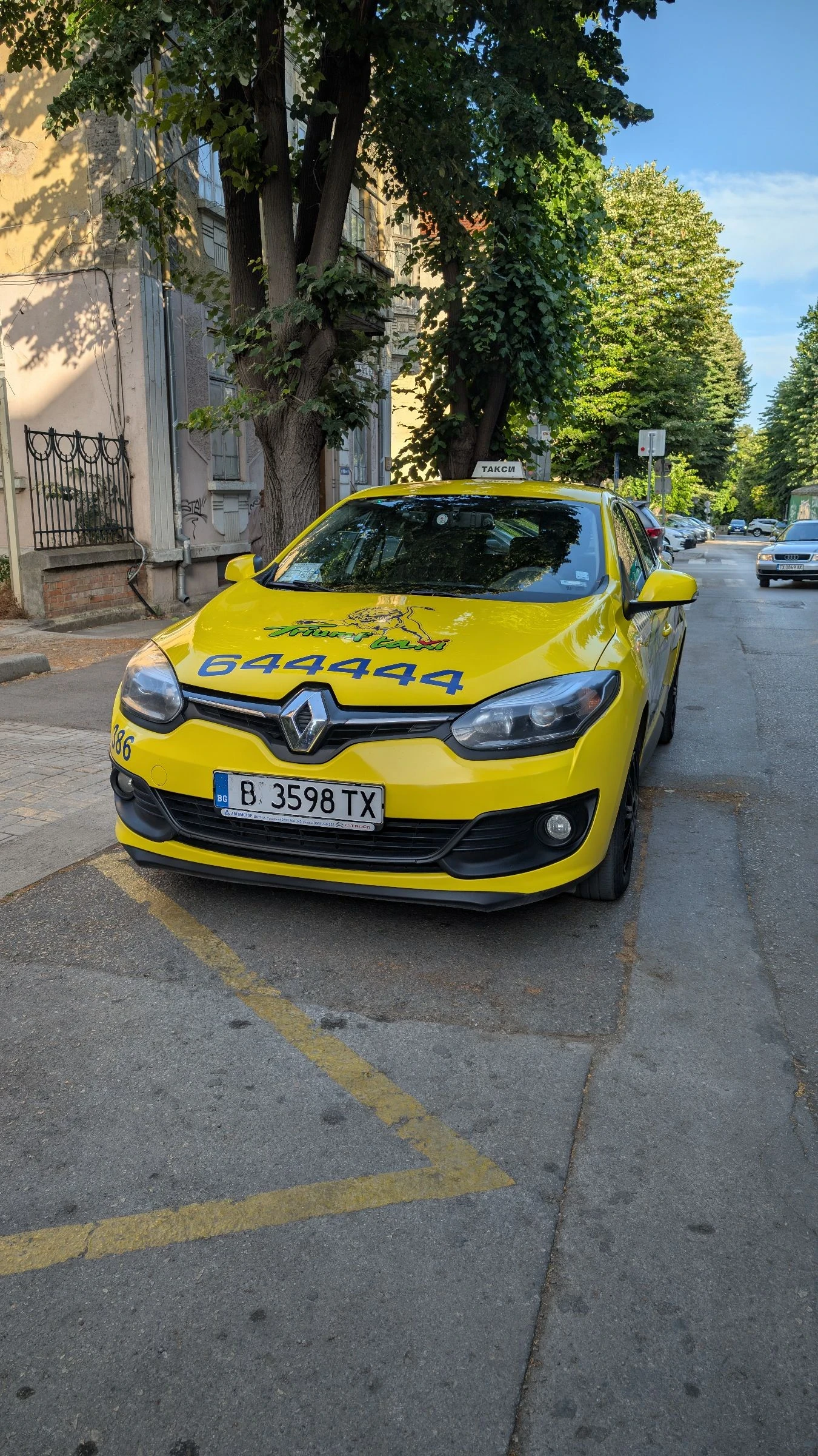 Renault Megane 1.6 - изображение 4