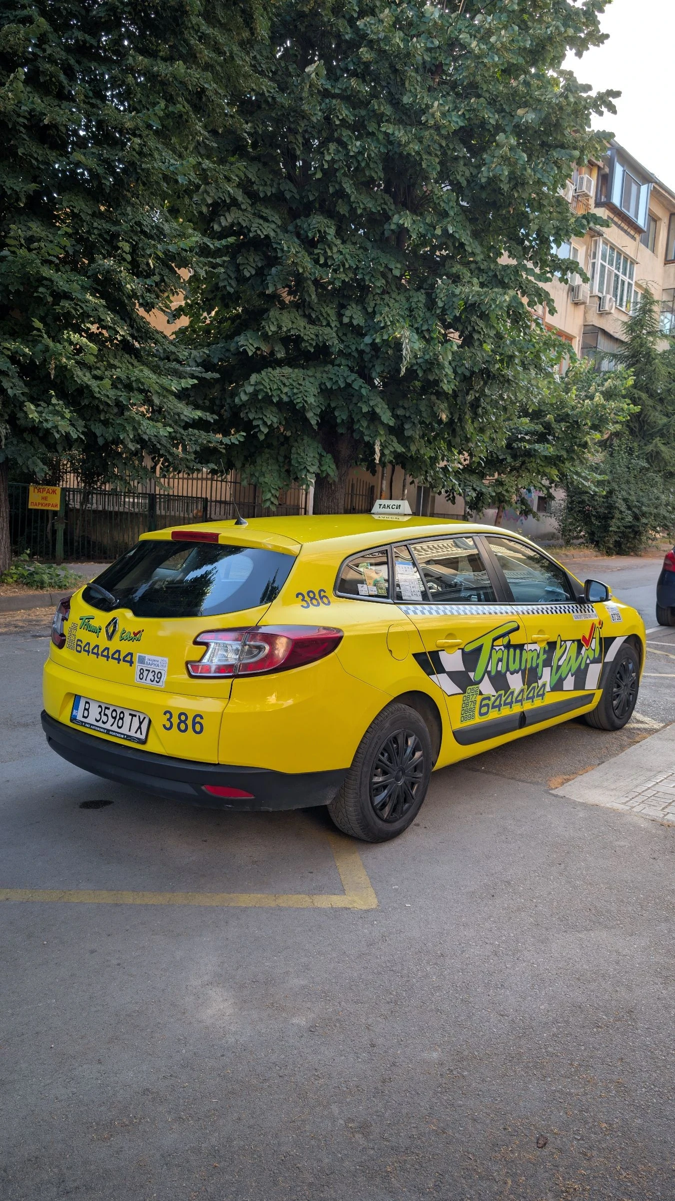 Renault Megane 1.6 - изображение 2