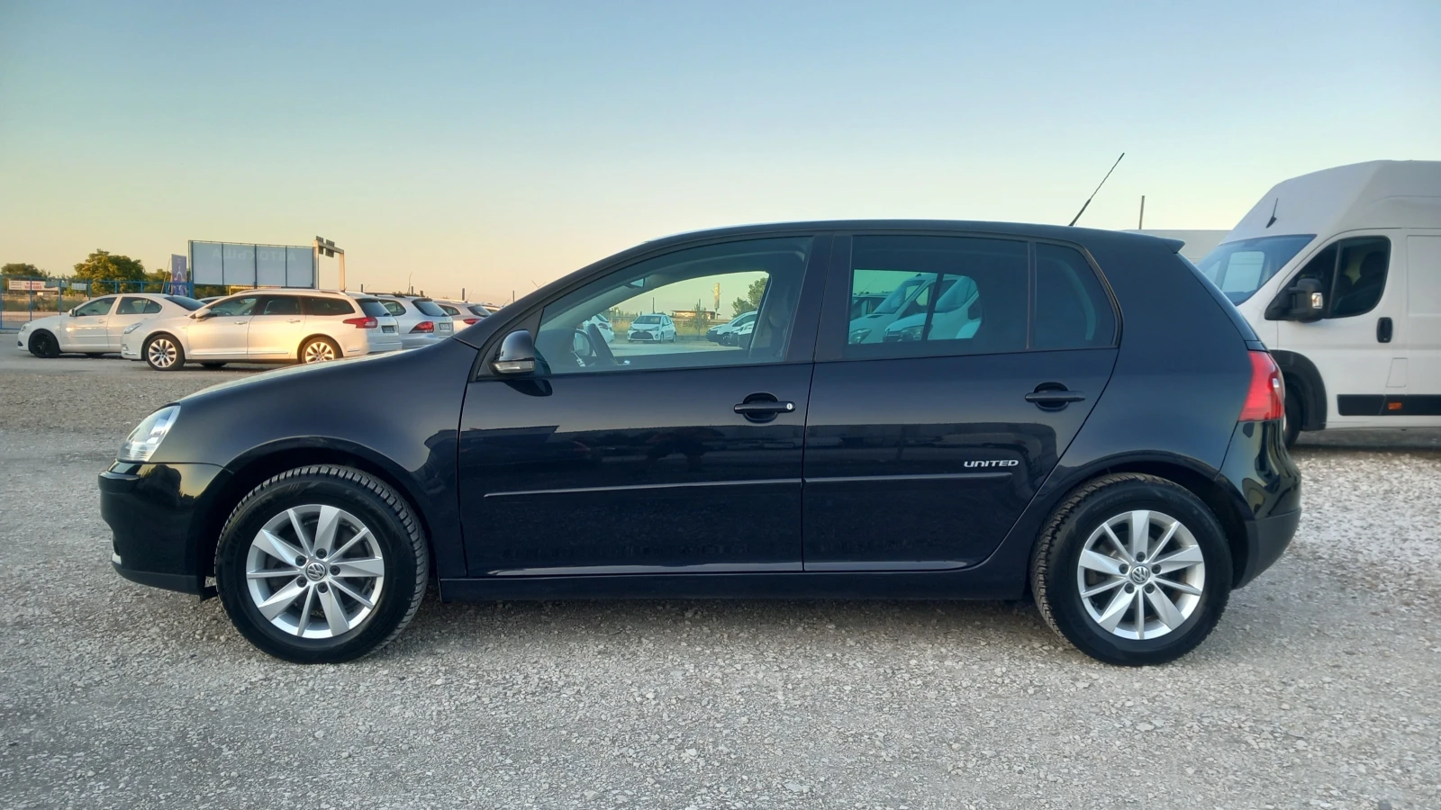 VW Golf 1.9TDI-105PS-6ск/UNITED/КЛИМАТРОНИК/АВТОПИЛОТ/ - изображение 7