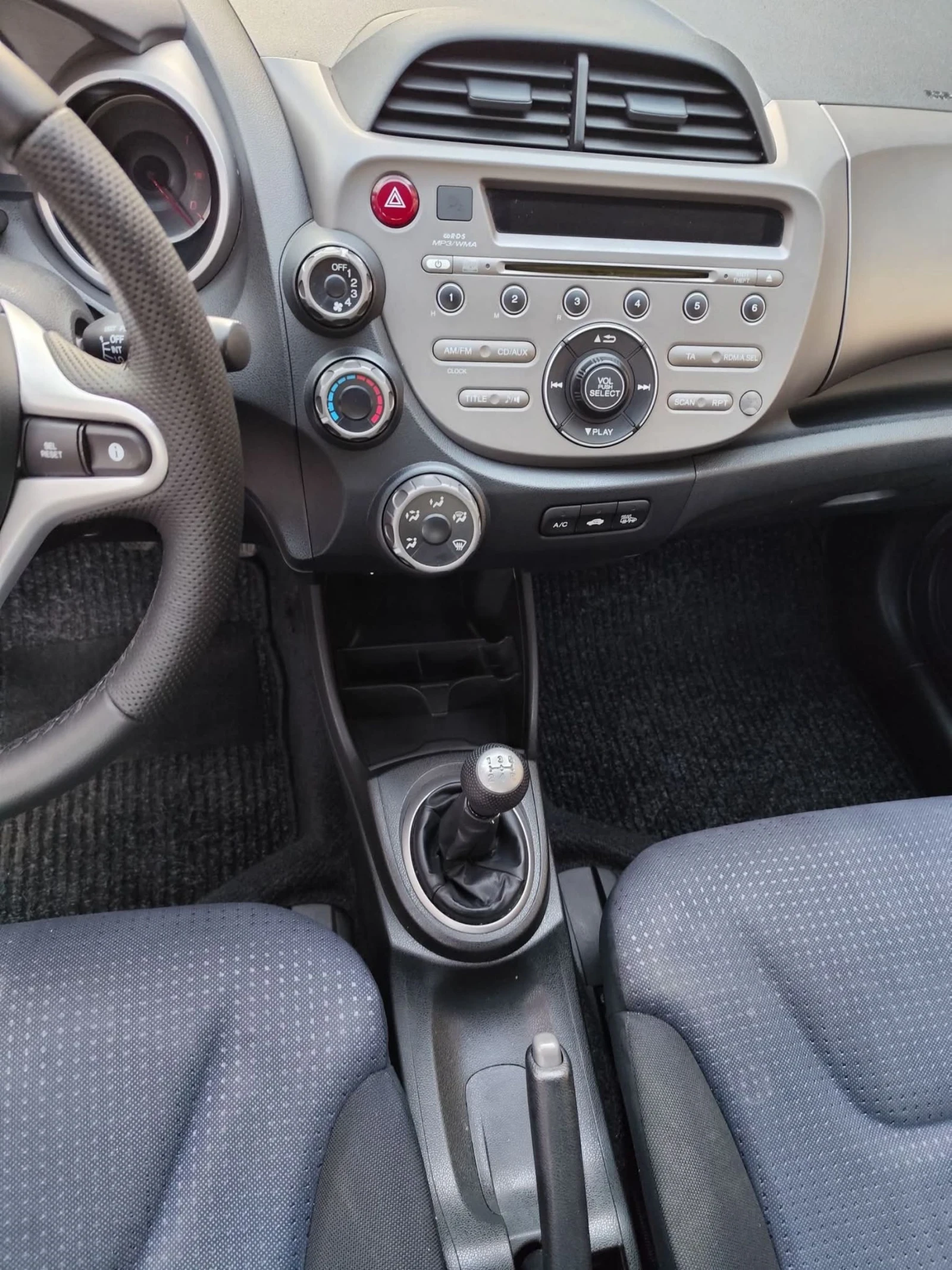 Honda Jazz  - изображение 5