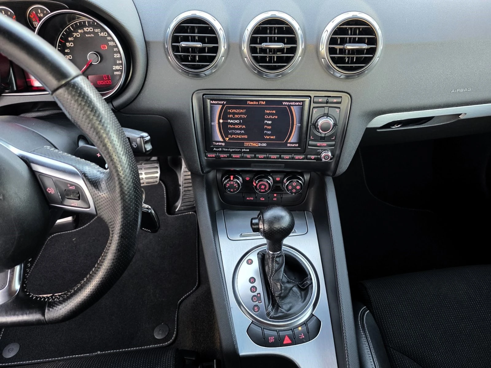 Audi Tt 2.0T 200hp/S-line/S-tronic - изображение 10