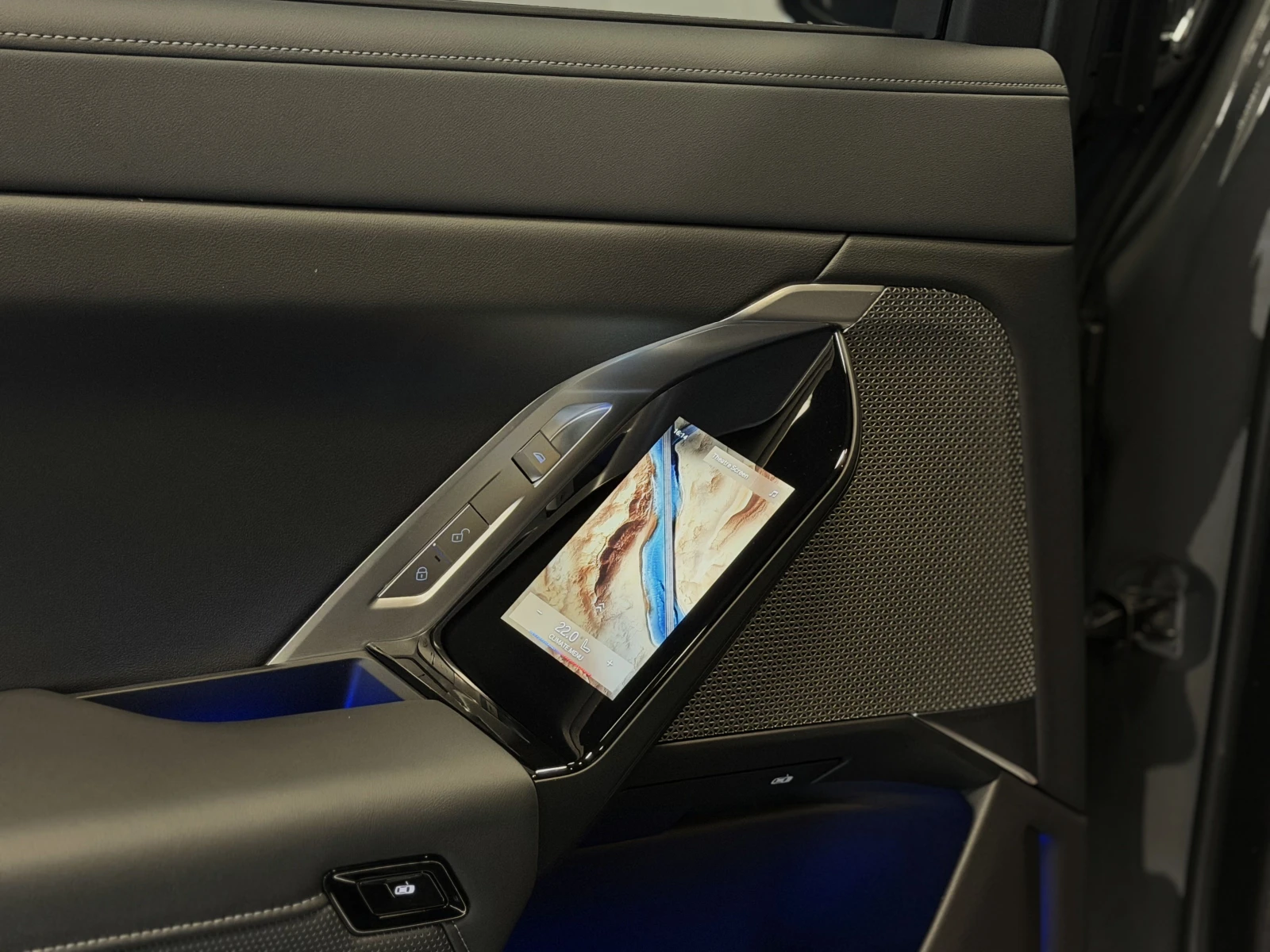 BMW i7 M60 xDrive SKY LOUNGE TV INDIVIDUAL 360 B&W | Mobile.bg � ����������� 17