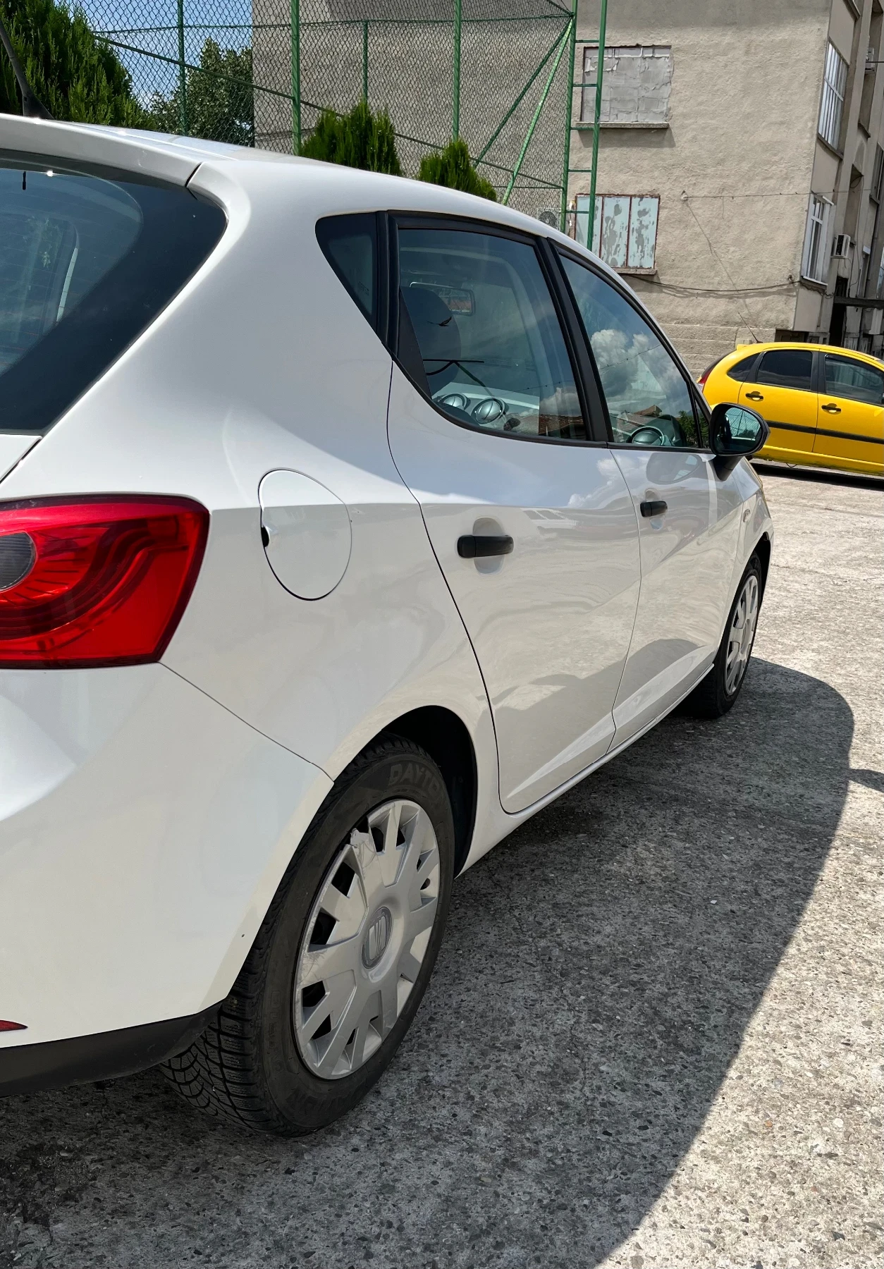 Seat Ibiza, снимка 3 - Автомобили и джипове - 54039112
