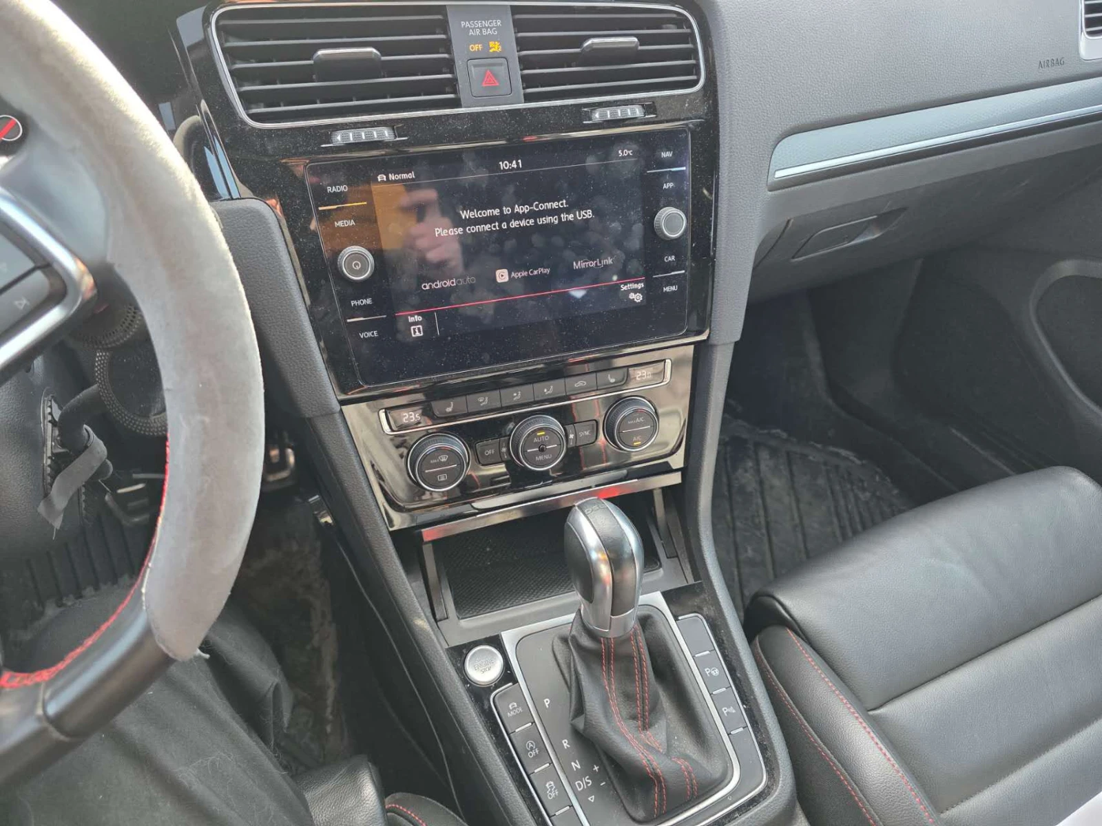 VW Golf GTI * * CARFAX * * АВТО КРЕДИТ * * , снимка 8 - Автомобили и джипове - 54083157