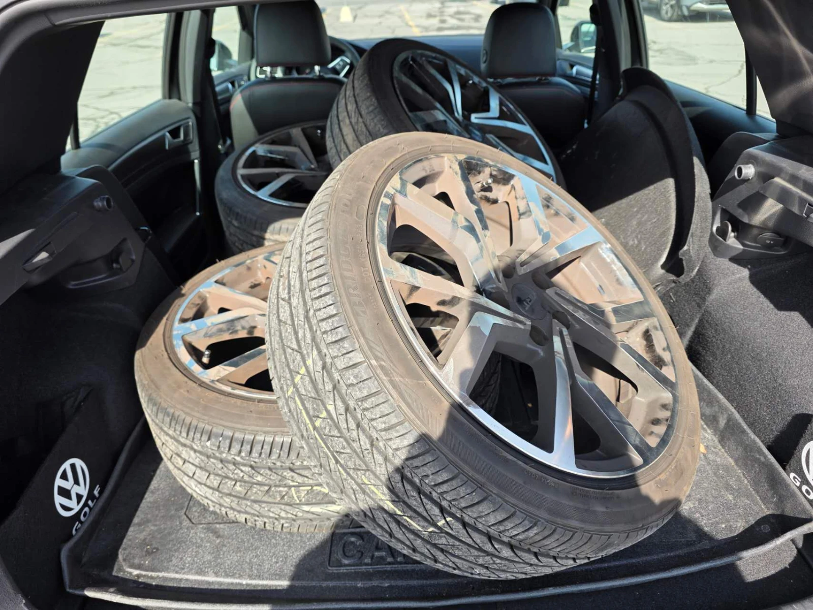 VW Golf GTI * * CARFAX * * АВТО КРЕДИТ * * , снимка 10 - Автомобили и джипове - 54083157