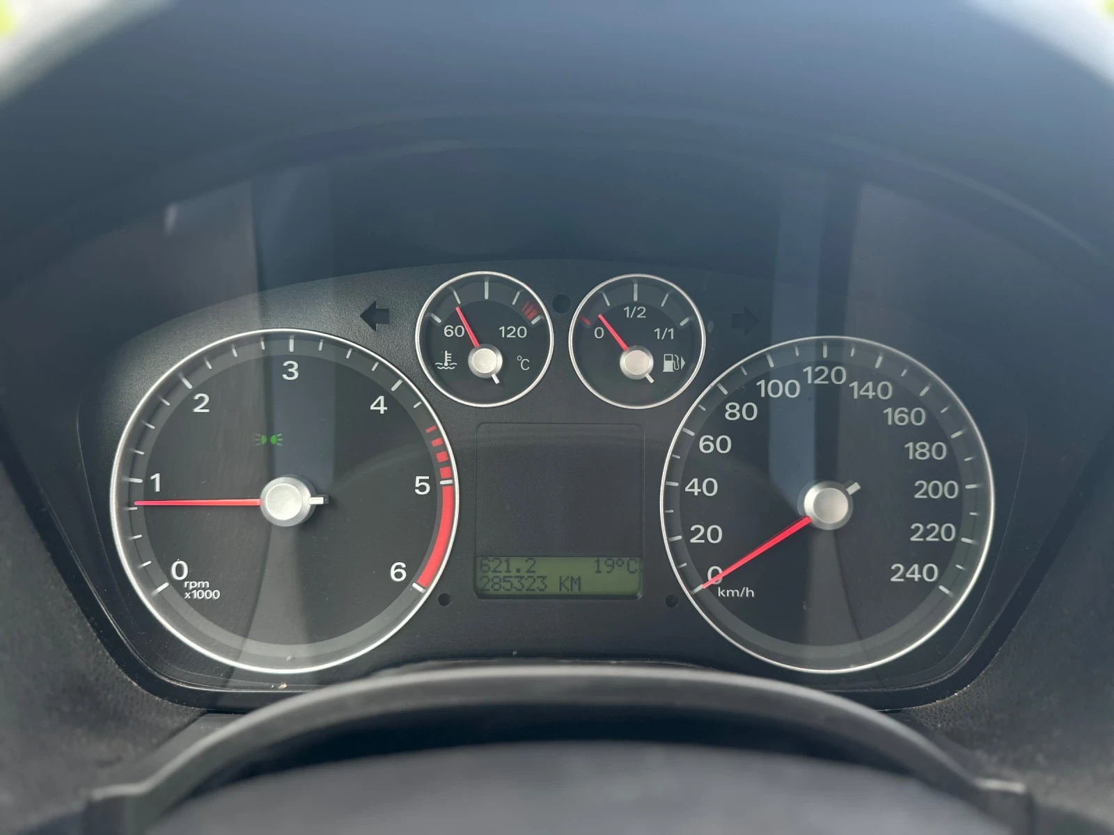 Ford C-max 1.6TDCi РЕГИСТРИРАН, снимка 11 - Автомобили и джипове - 54642209