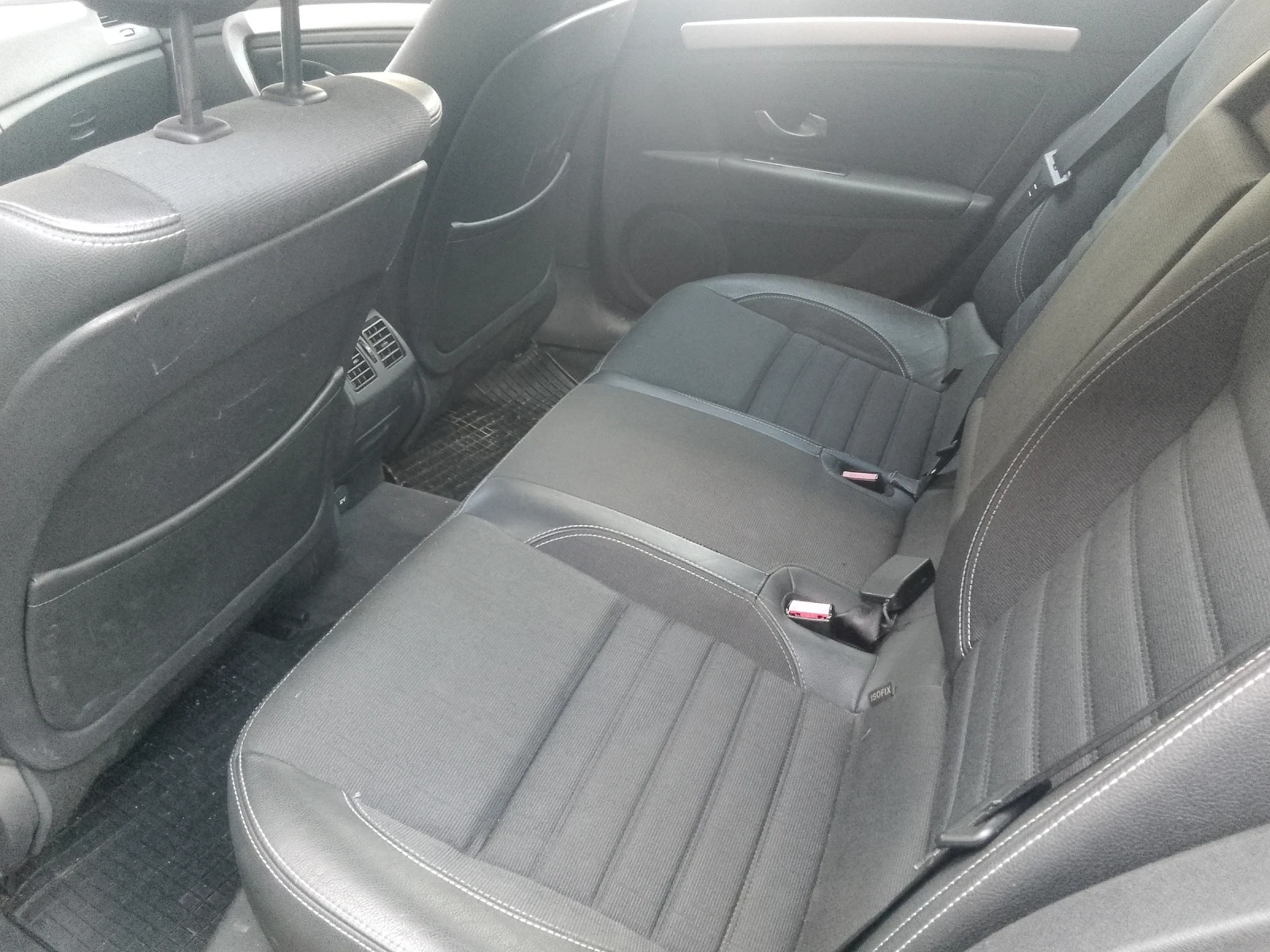 Renault Laguna 3, снимка 7 - Автомобили и джипове - 54662181