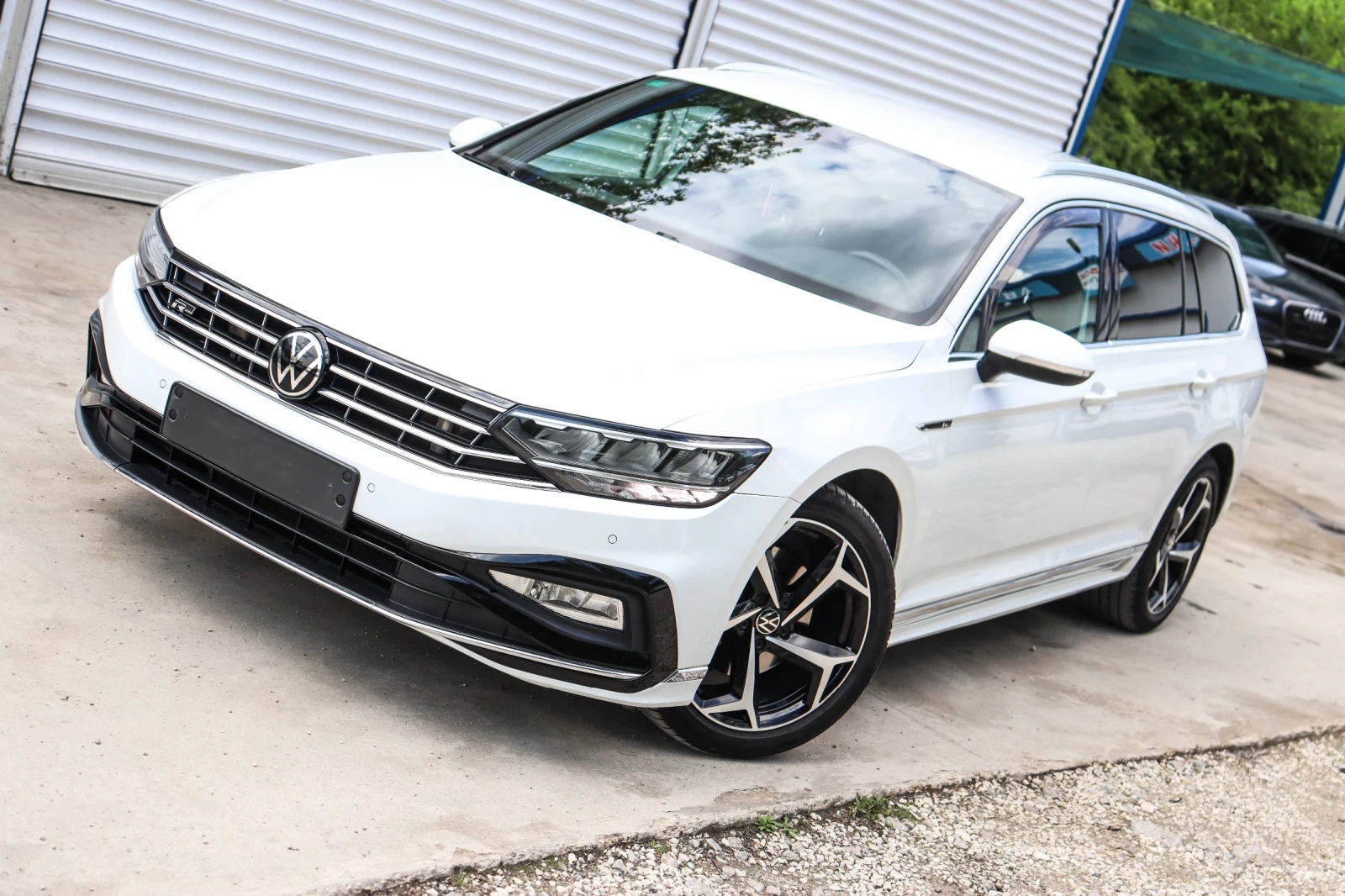 VW Passat R-Line Digital FullLed