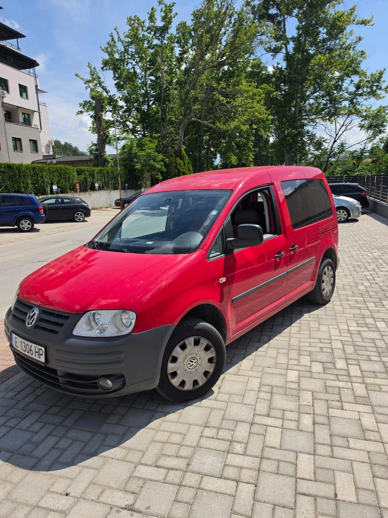 VW Caddy, снимка 2 - Автомобили и джипове - 54764386