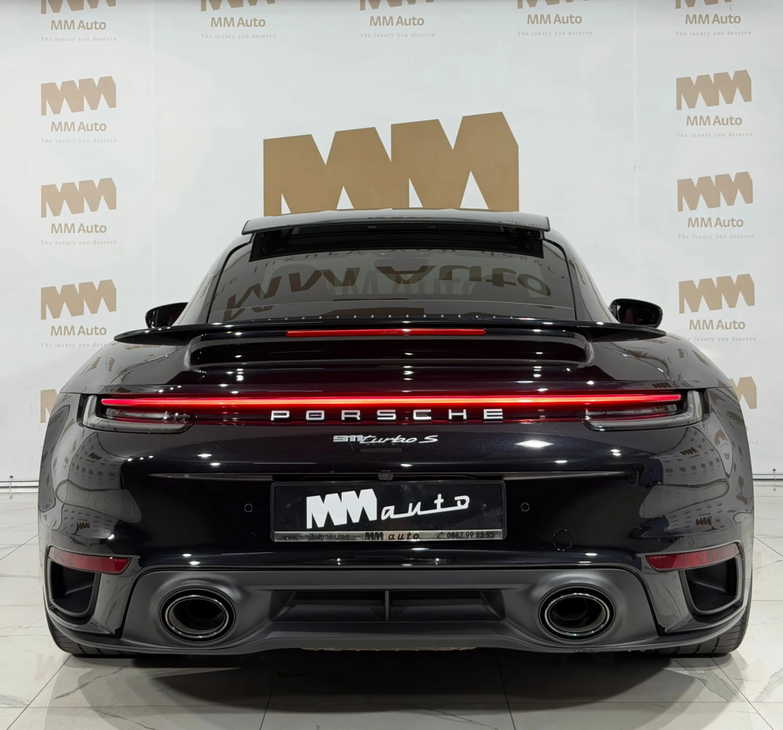 Porsche 911 Turbo S* Burmester* Lift* Ventilation* Carbon* Chr, снимка 5 - Автомобили и джипове - 54978820