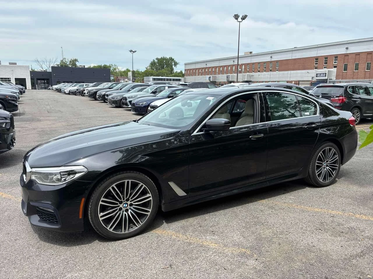 BMW 530 М ПАКЕТ/530i xDrive/КЛИП/ОТ ПРЕДСТАВИТЕЛСТВО, снимка 2 - Автомобили и джипове - 55073540
