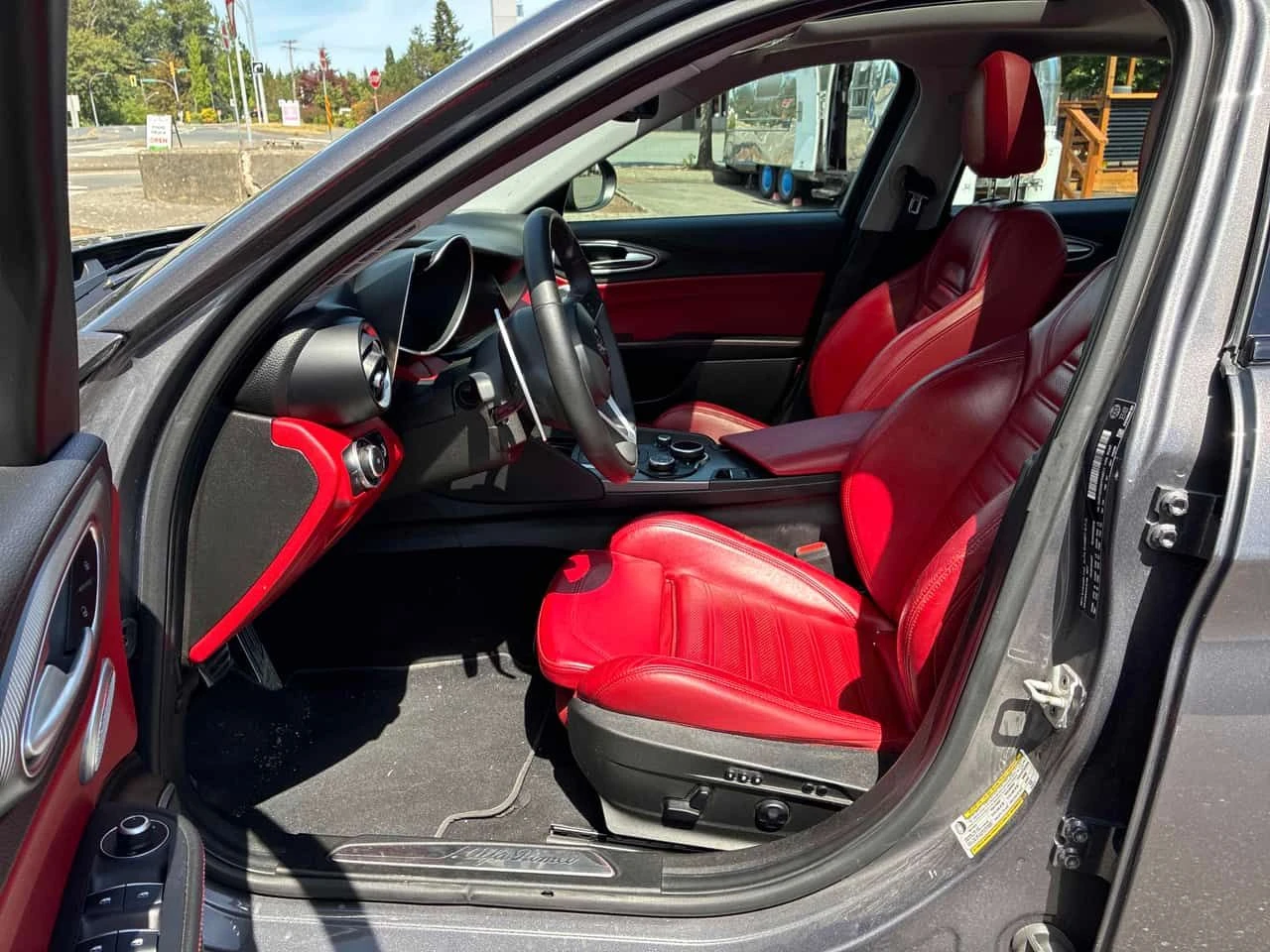 Alfa Romeo Giulia * Ti * CARFAX * ����� �� ����������� | Mobile.bg � ����������� 5