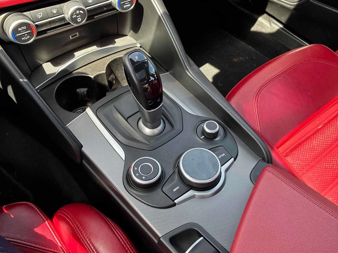 Alfa Romeo Giulia * Ti * CARFAX * ����� �� ����������� | Mobile.bg � ����������� 13