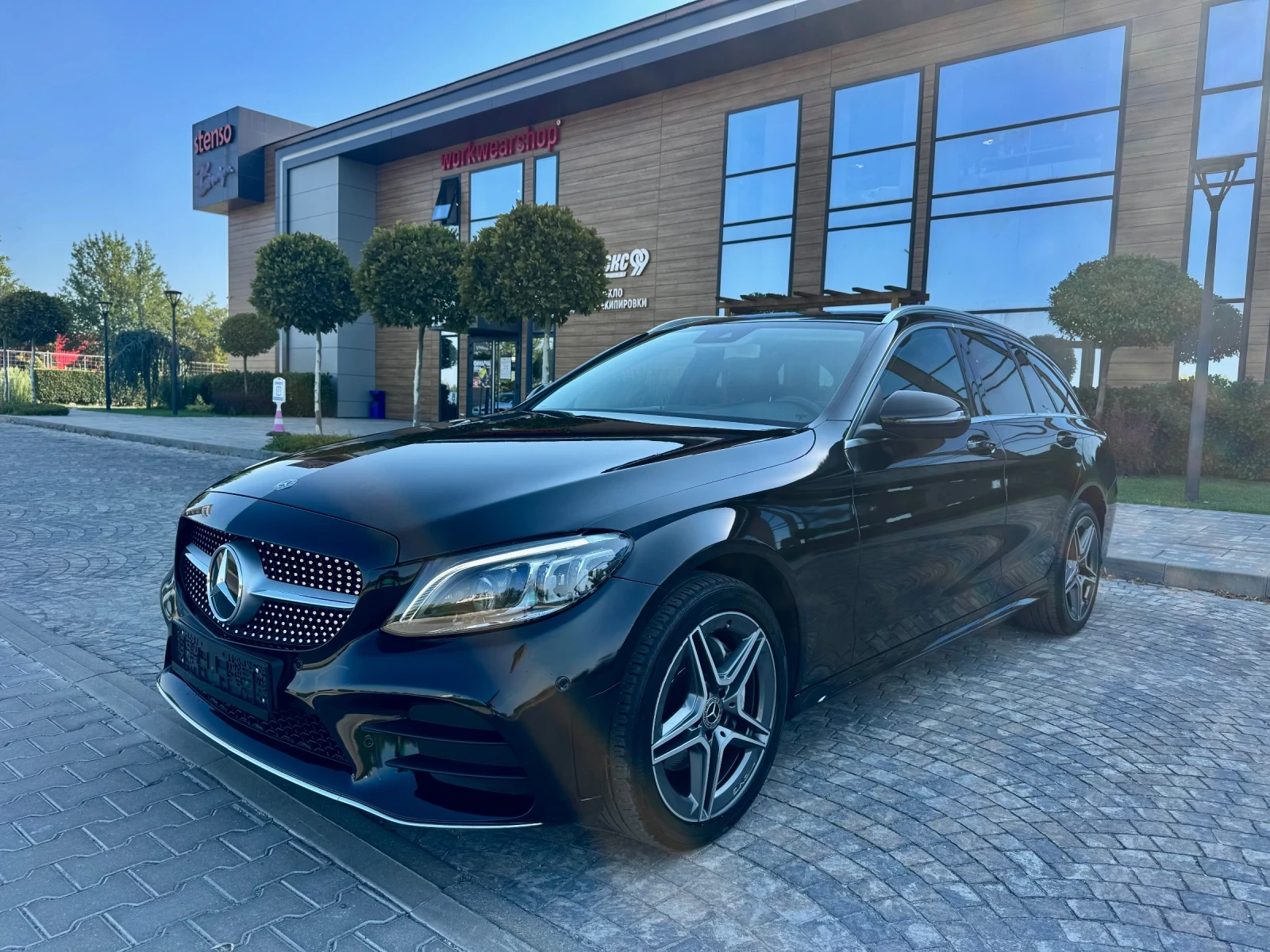 Mercedes-Benz C 220 * 2.2d* 195к.с* AMG* MultiBeam* Digital* Панорама