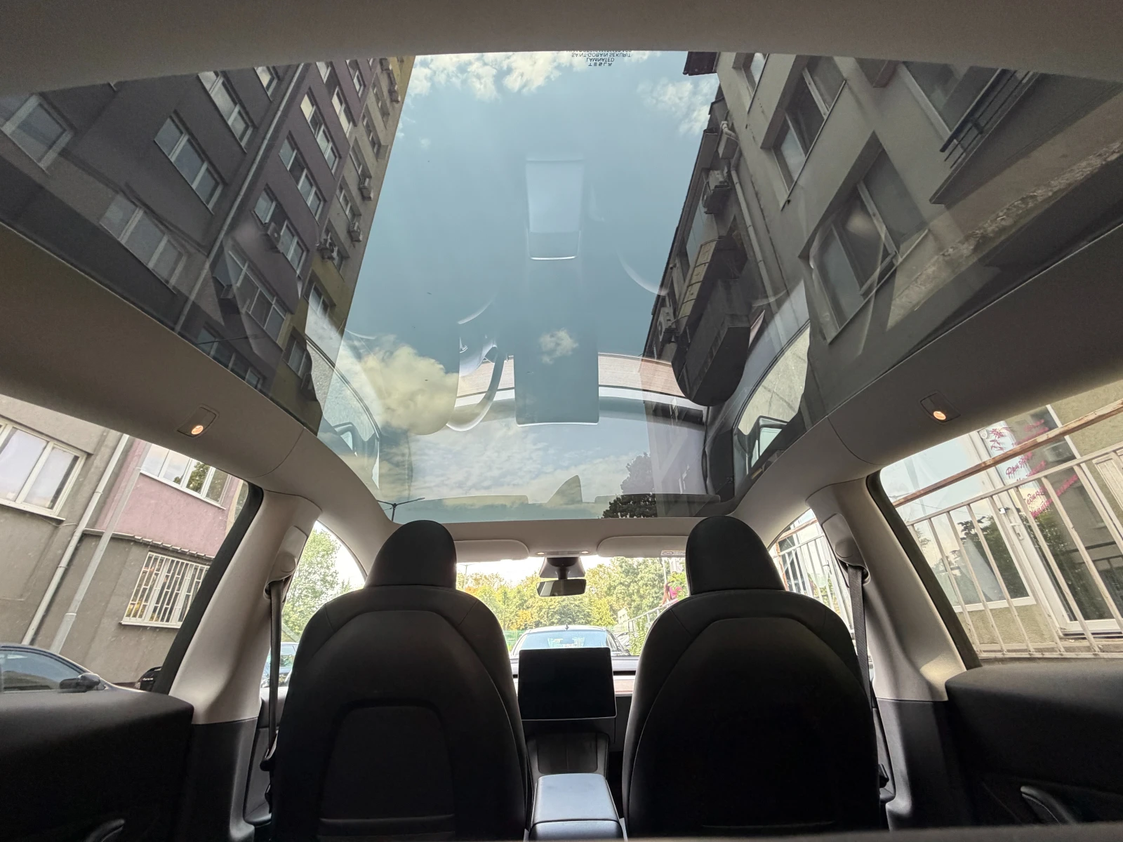 Tesla Model Y LFP , снимка 11 - Автомобили и джипове - 55659762