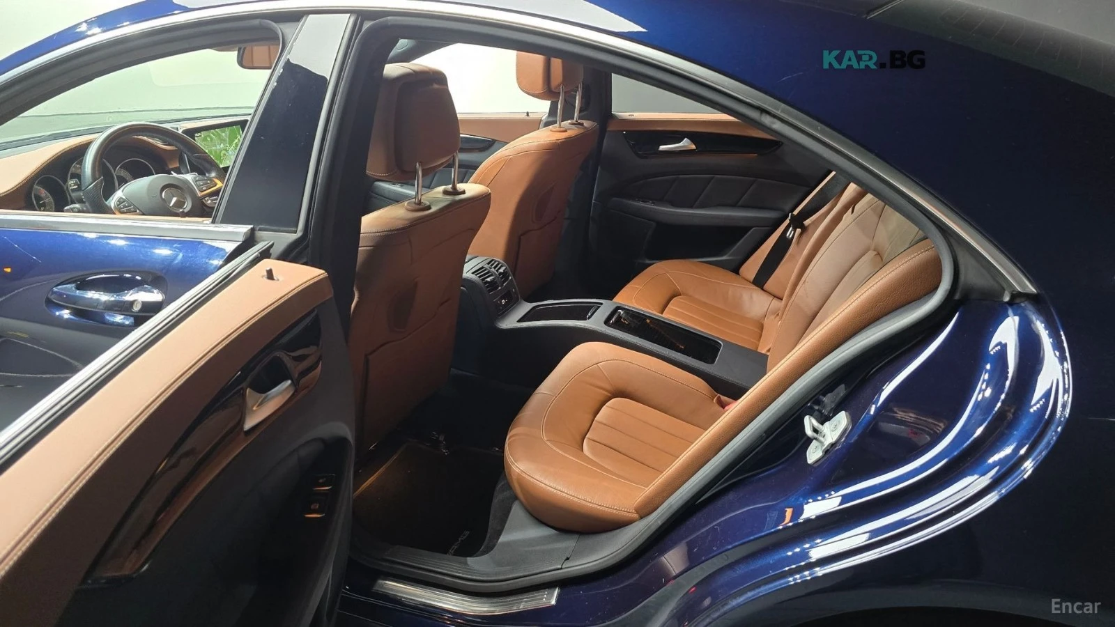 Mercedes-Benz CLS 400 AMG* 360* КОЖА* ОБДУХВ* НАВИ* ПАНО, снимка 9 - Автомобили и джипове - 55820751