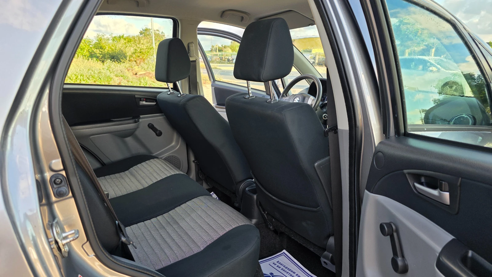 Suzuki SX4 105000км/4Х4, снимка 10 - Автомобили и джипове - 55828423