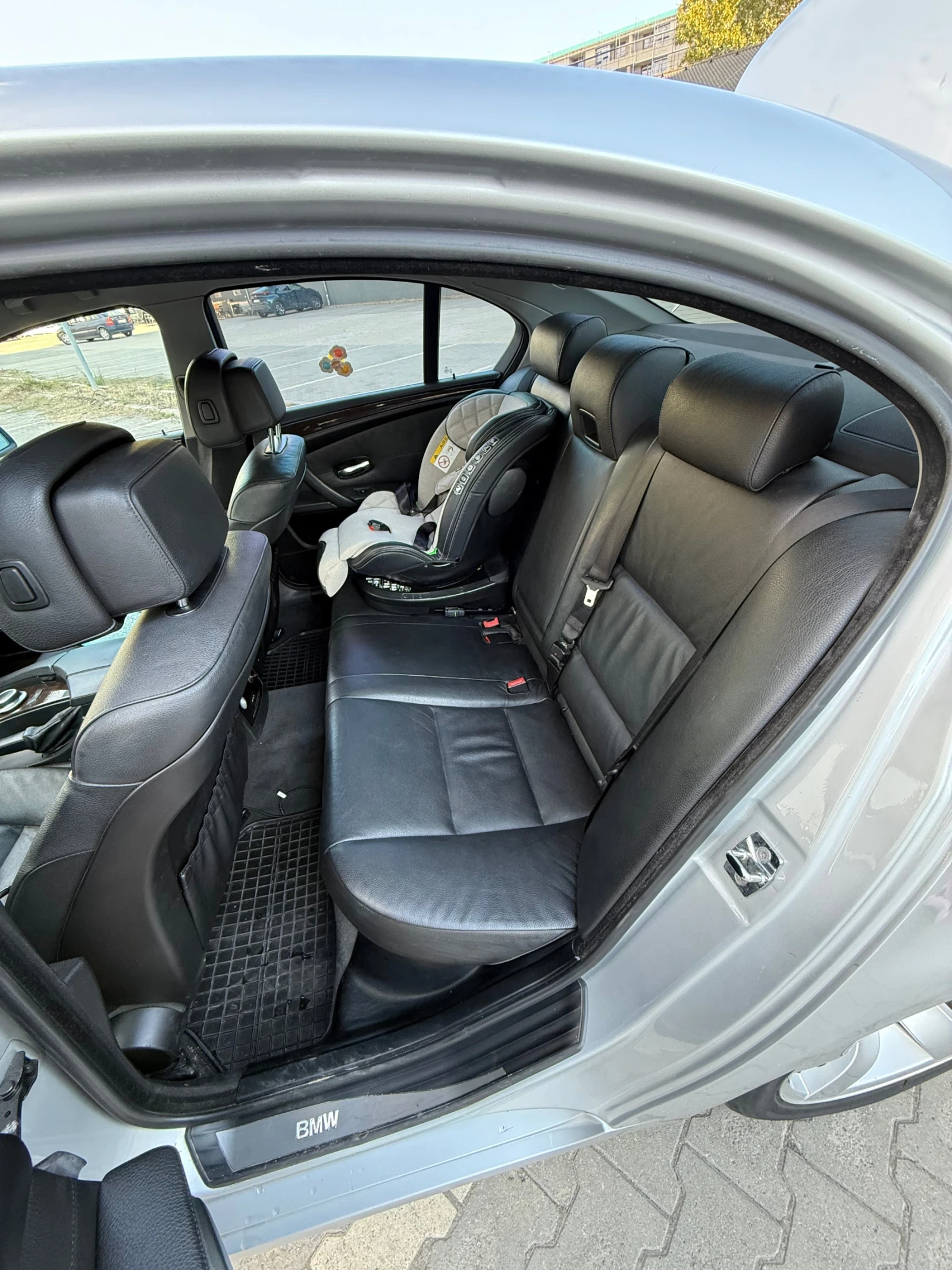 BMW 530, снимка 16 - Автомобили и джипове - 56074239