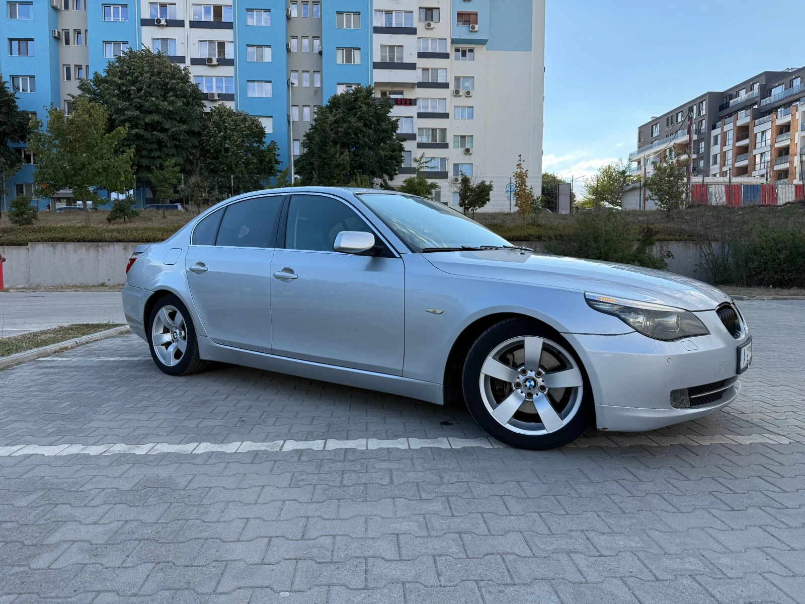 BMW 530, снимка 5 - Автомобили и джипове - 56074239