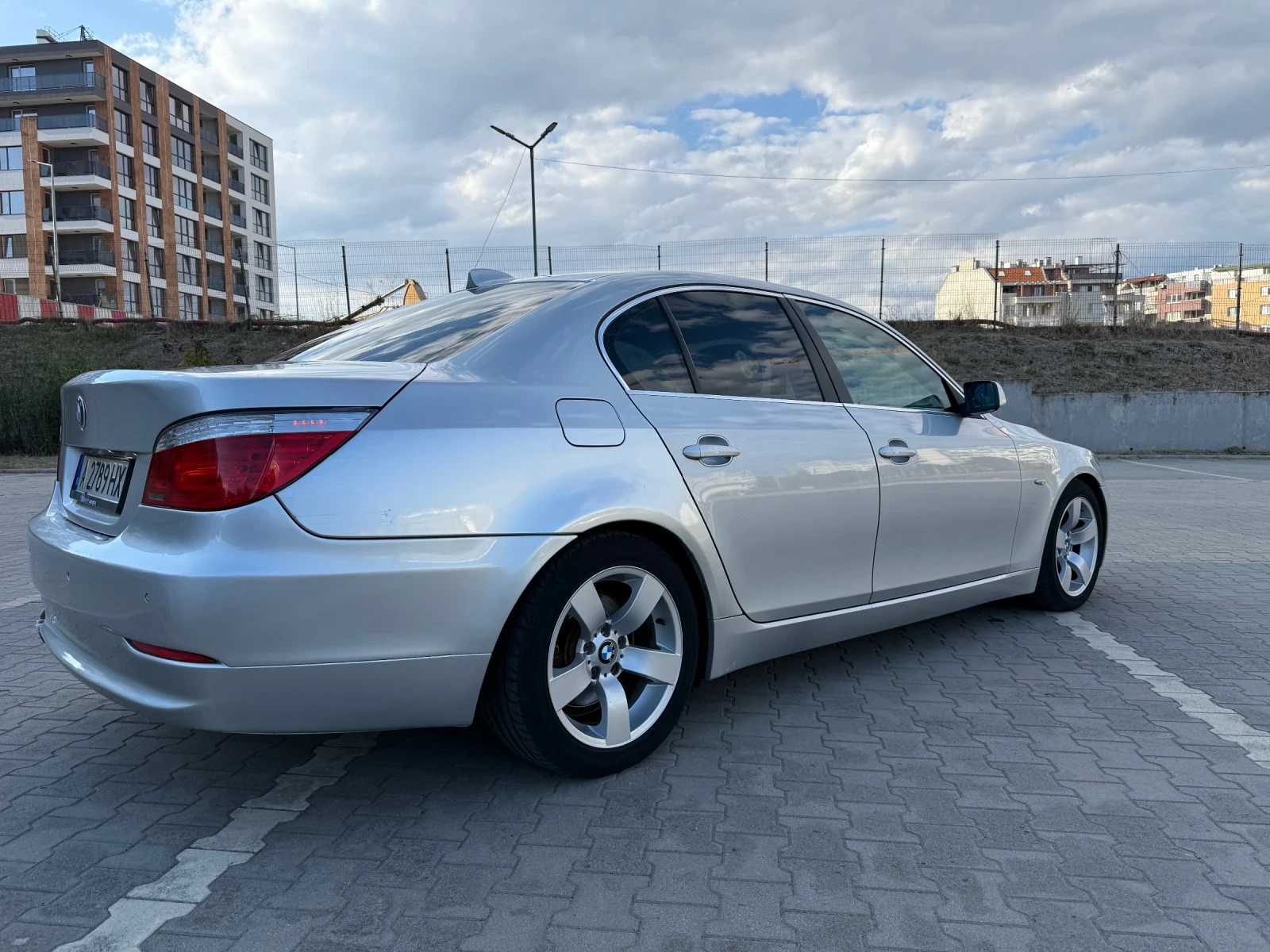 BMW 530, снимка 8 - Автомобили и джипове - 56074239
