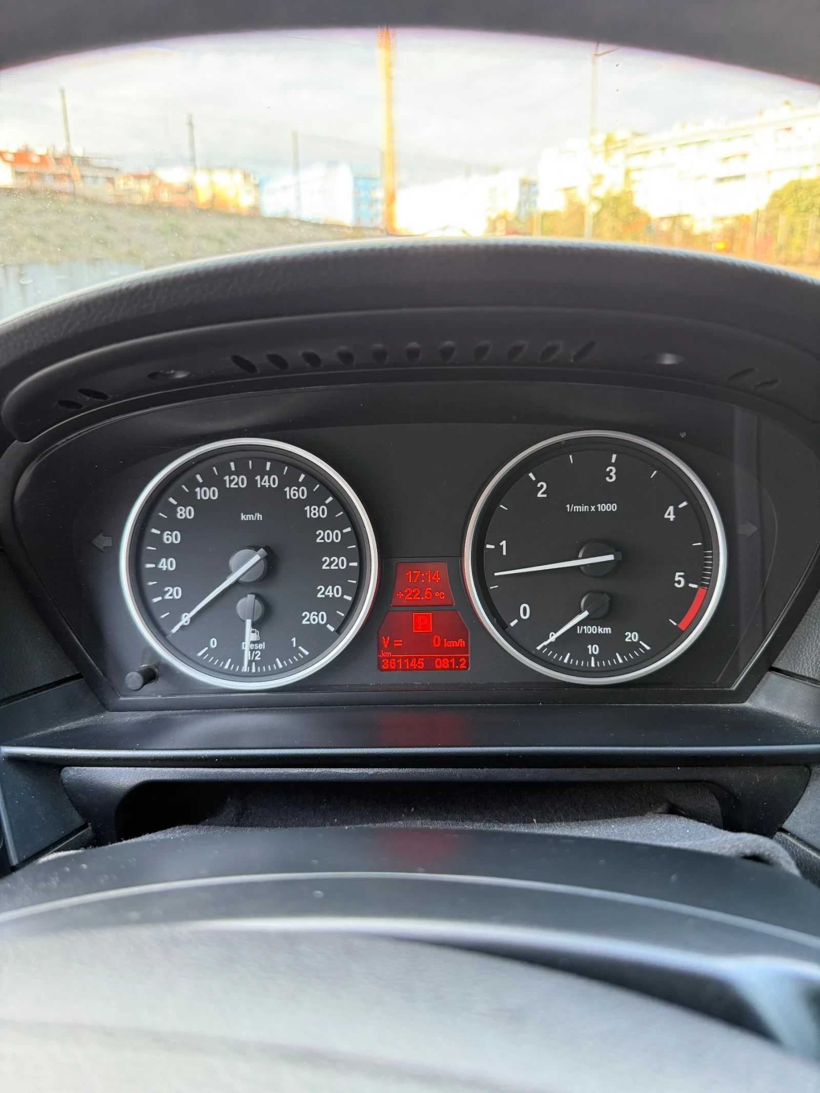 BMW 530, снимка 15 - Автомобили и джипове - 56074239