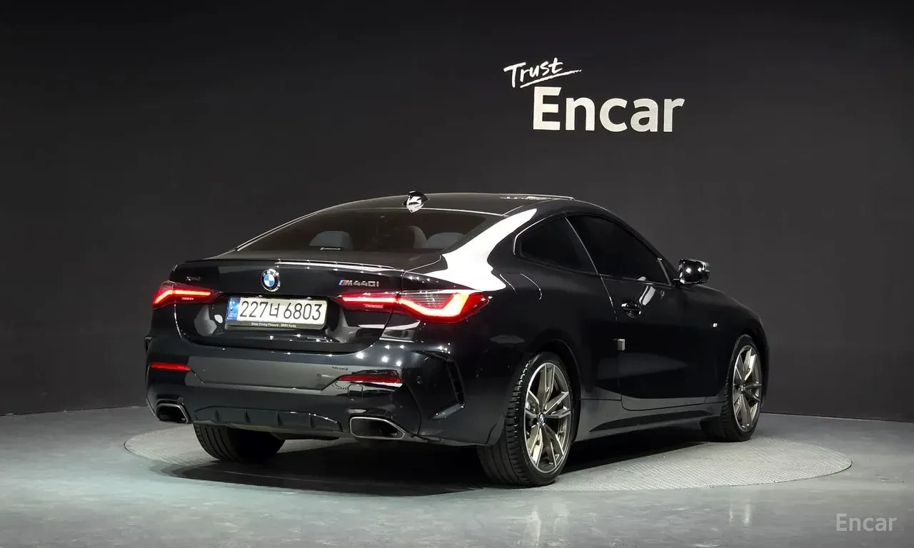 BMW 440 M* SPORT* XDRIVE* LASER* ОБДУХВАНЕ* ХЕДЪП* 360КАМЕ, снимка 2 - Автомобили и джипове - 56129010