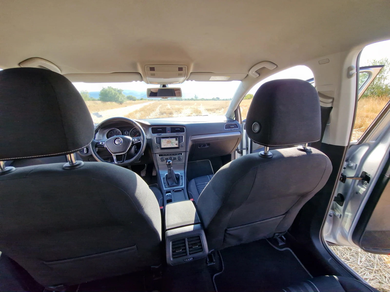 VW Golf VII Lounge, снимка 7 - Автомобили и джипове - 56149732