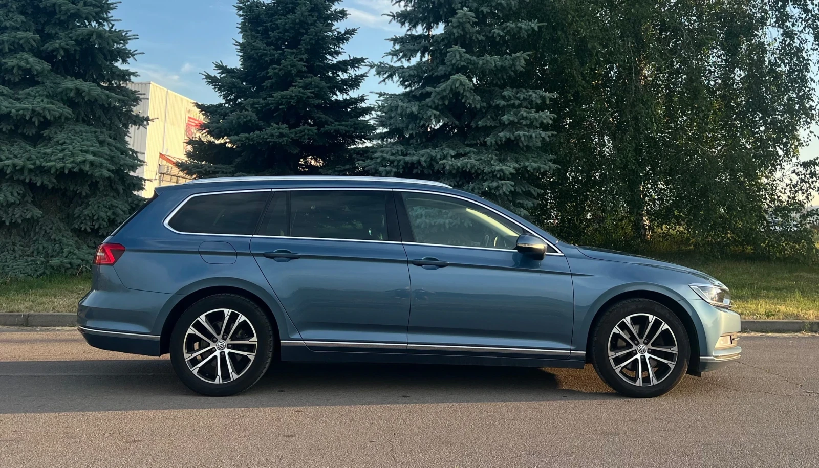 VW Passat 2.0TDI BG, Платено//Обслужен , снимка 5 - Автомобили и джипове - 56393276
