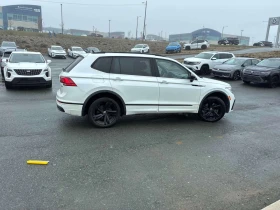 VW Tiguan * Comfortline R Line Black Edition * CARFAX * БЕЗ , снимка 3