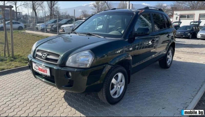 Hyundai Tucson 4WD, снимка 12 - Автомобили и джипове - 47395966