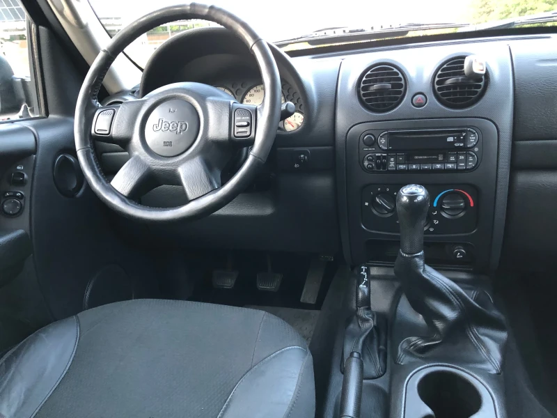 Jeep Cherokee 2.5Redriver, снимка 11 - Автомобили и джипове - 52160271
