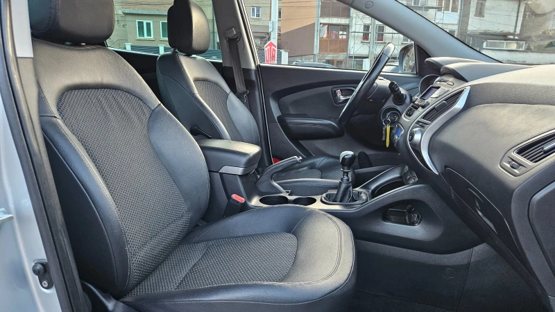 Hyundai IX35 2.0Crdi 4x4/Koja/Top sustoqnie, снимка 12 - Автомобили и джипове - 52255738