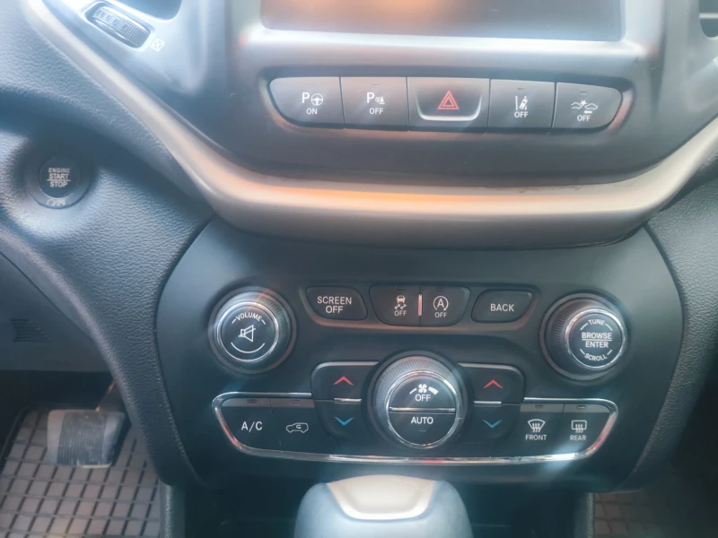 Jeep Cherokee Limited edition , снимка 11 - Автомобили и джипове - 53089707