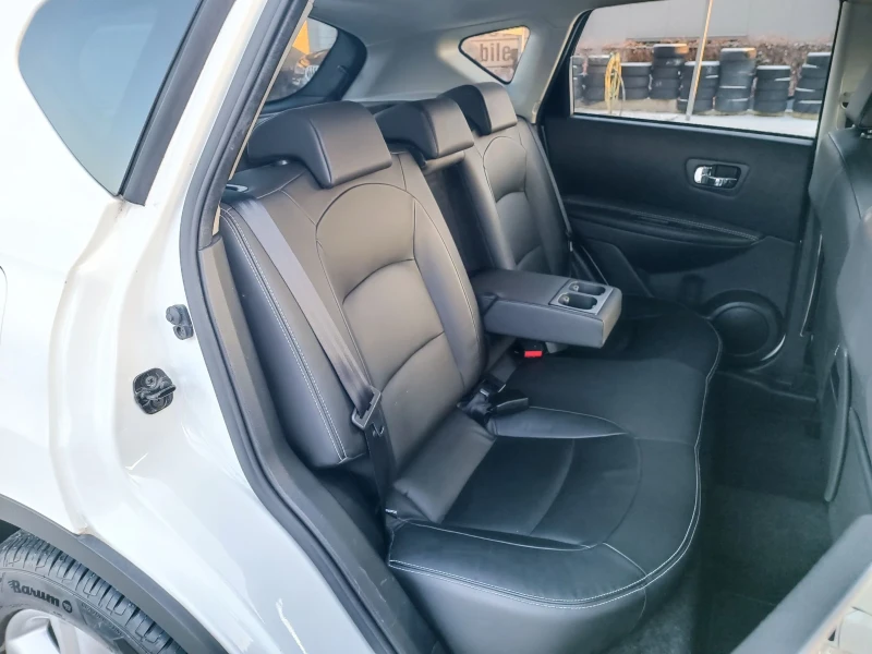 Nissan Qashqai 2.0i-141кс-ШВЕЙЦАРИЯ-РЪЧКА-6ск-FACELIFT-KEYLESS, снимка 11 - Автомобили и джипове - 53134798