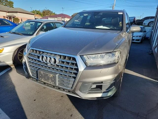 Audi Q7 3.0T Premium Plus, снимка 1 - Автомобили и джипове - 47629020