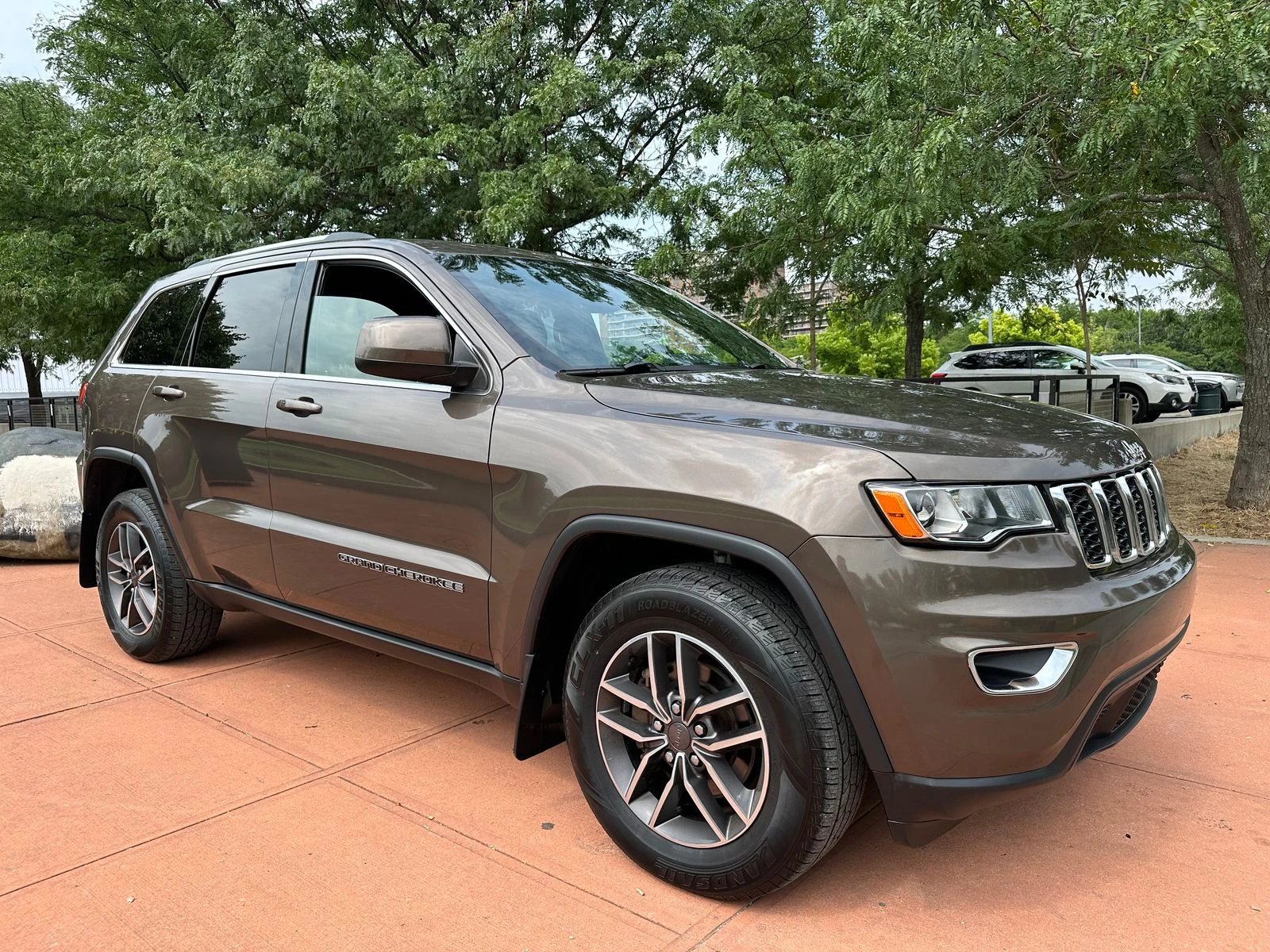 Jeep Grand cherokee  E Edition - [1] 