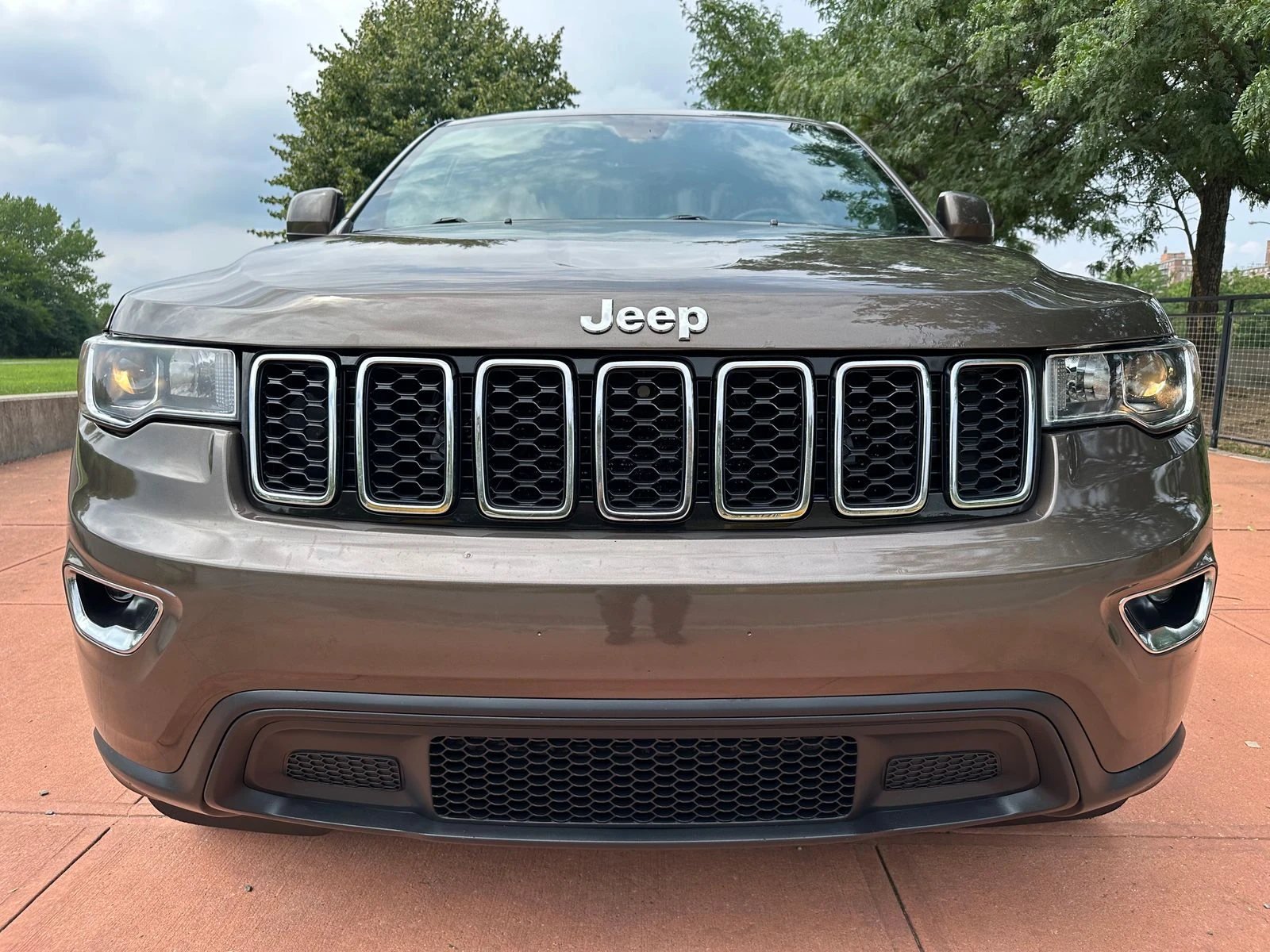 Jeep Grand cherokee  E Edition - изображение 2