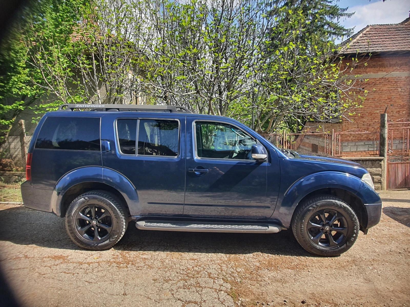 Nissan Pathfinder  - изображение 3