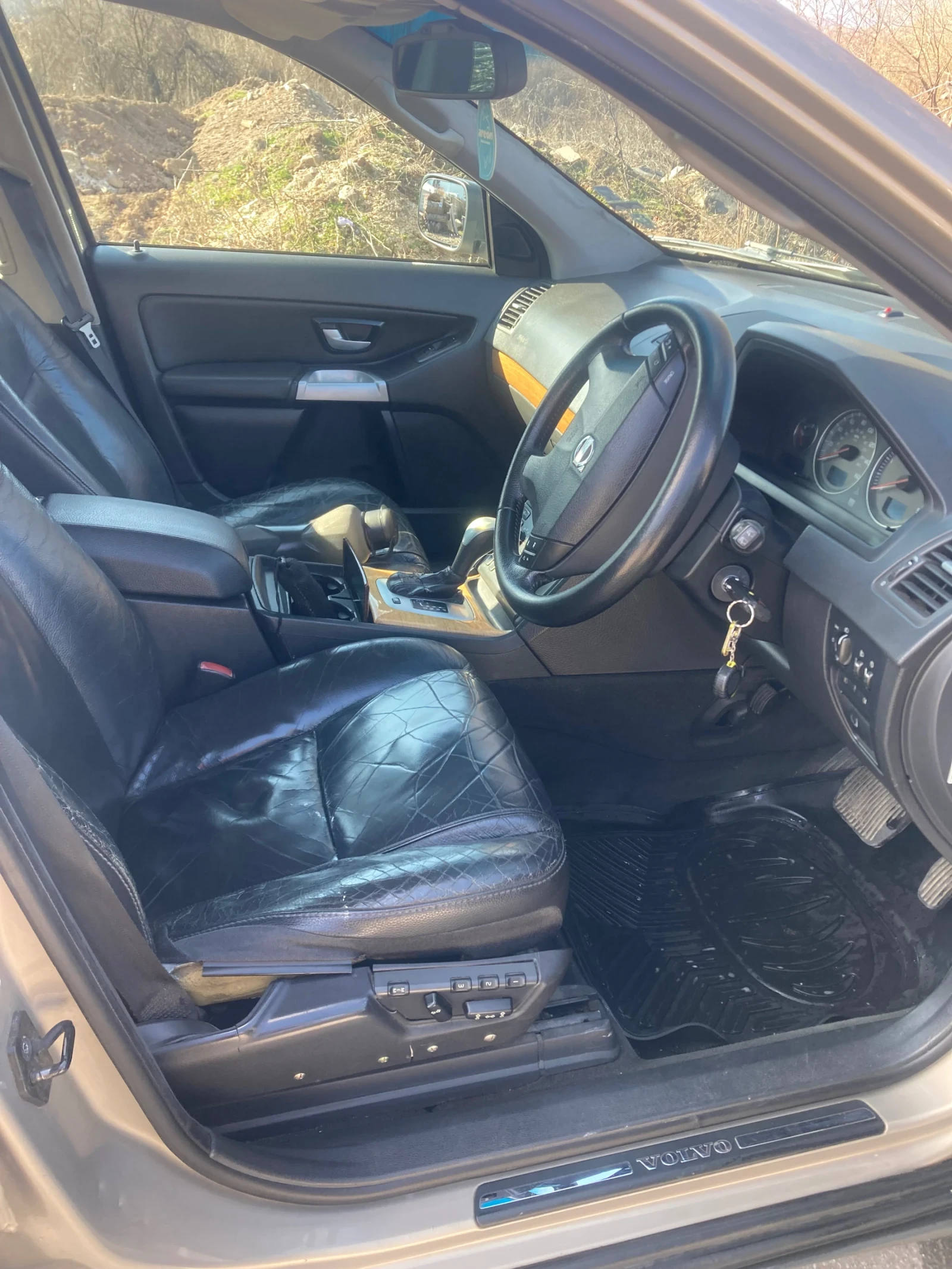 Volvo Xc90 2.4 - изображение 6