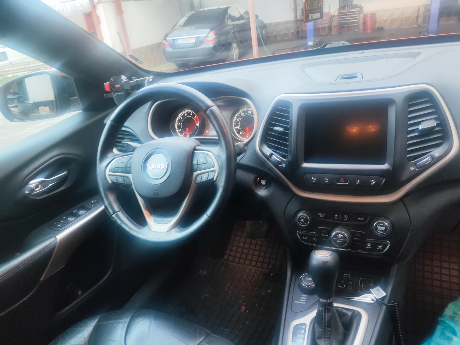 Jeep Cherokee Limited 9AT ����� ��������� ! | Mobile.bg � ����������� 7