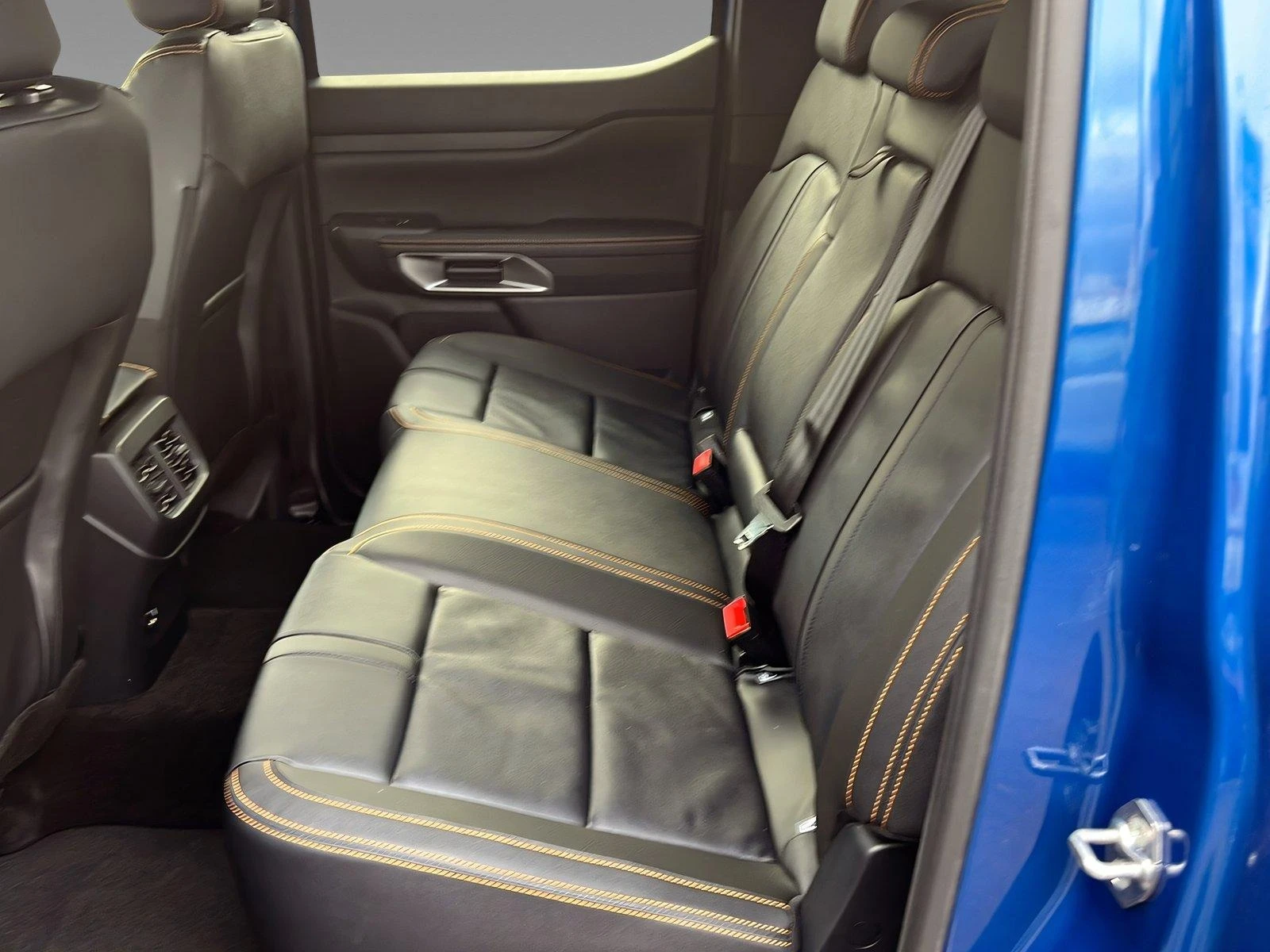 Ford Ranger 2.3L PLUG-IN HYBRID WILDTRACK B&O - изображение 10