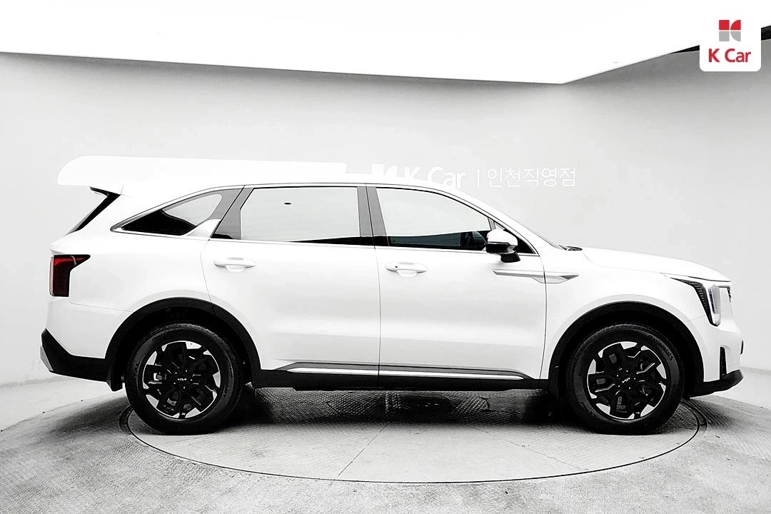 Kia Sorento 2.2 2WD PRESTIGE | 360 КАМЕРА| ОБДУХВАНЕ| ПАНОРАМА, снимка 4 - Автомобили и джипове - 54161137