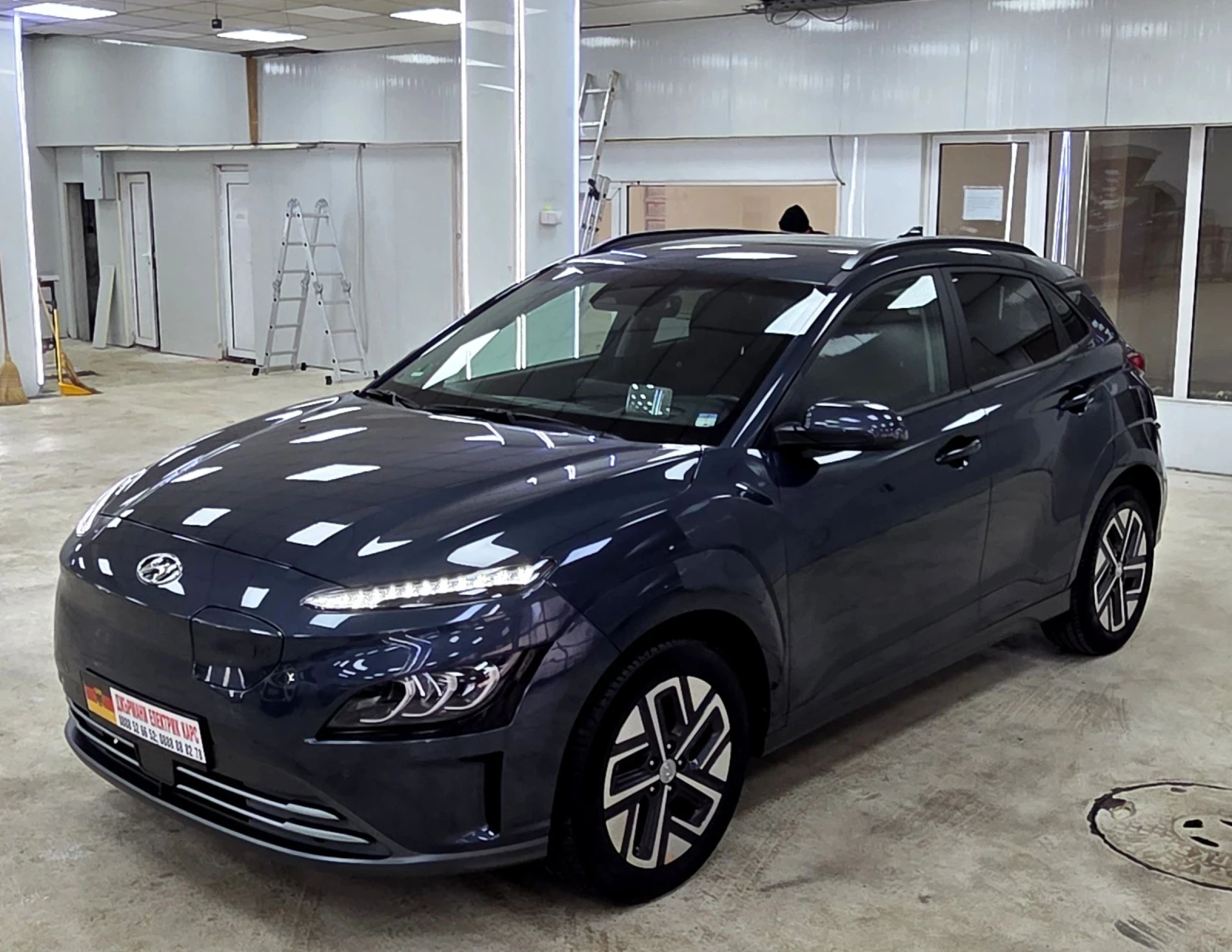 Hyundai Kona SOH100%/ГАРАНЦИОННА/СРЕВИЗНА КНИЖКА, снимка 6 - Автомобили и джипове - 54974177