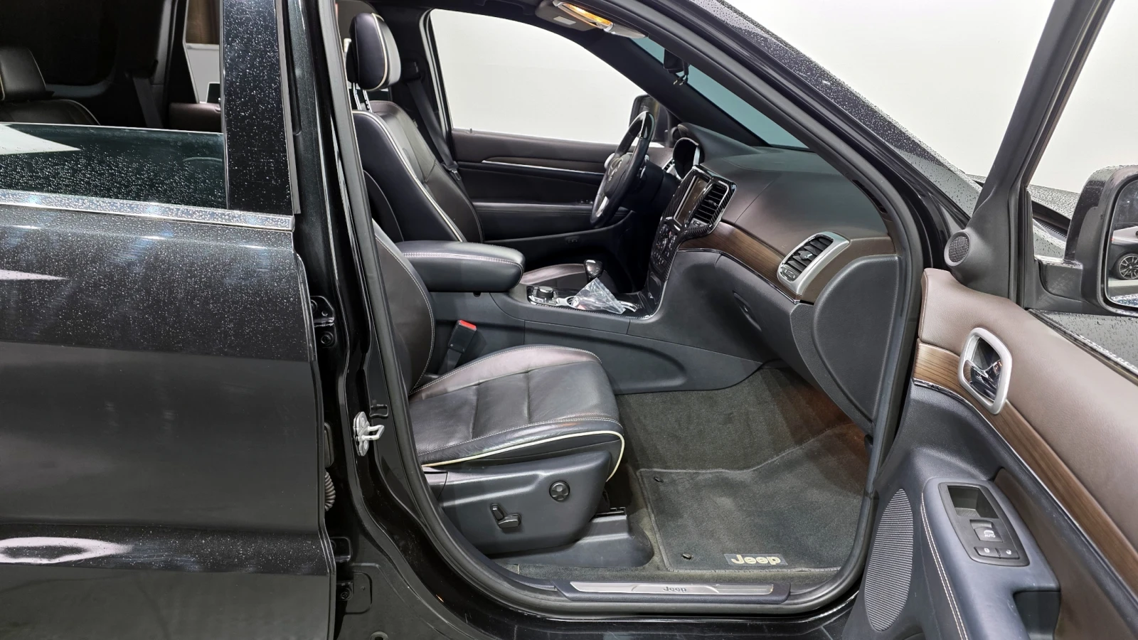 Jeep Cherokee 3.0* BLIND SPOT* ЕЛ. БАГАЖНИК* ЛЮК* КРАЙНА ЦЕНА, снимка 11 - Автомобили и джипове - 55594828